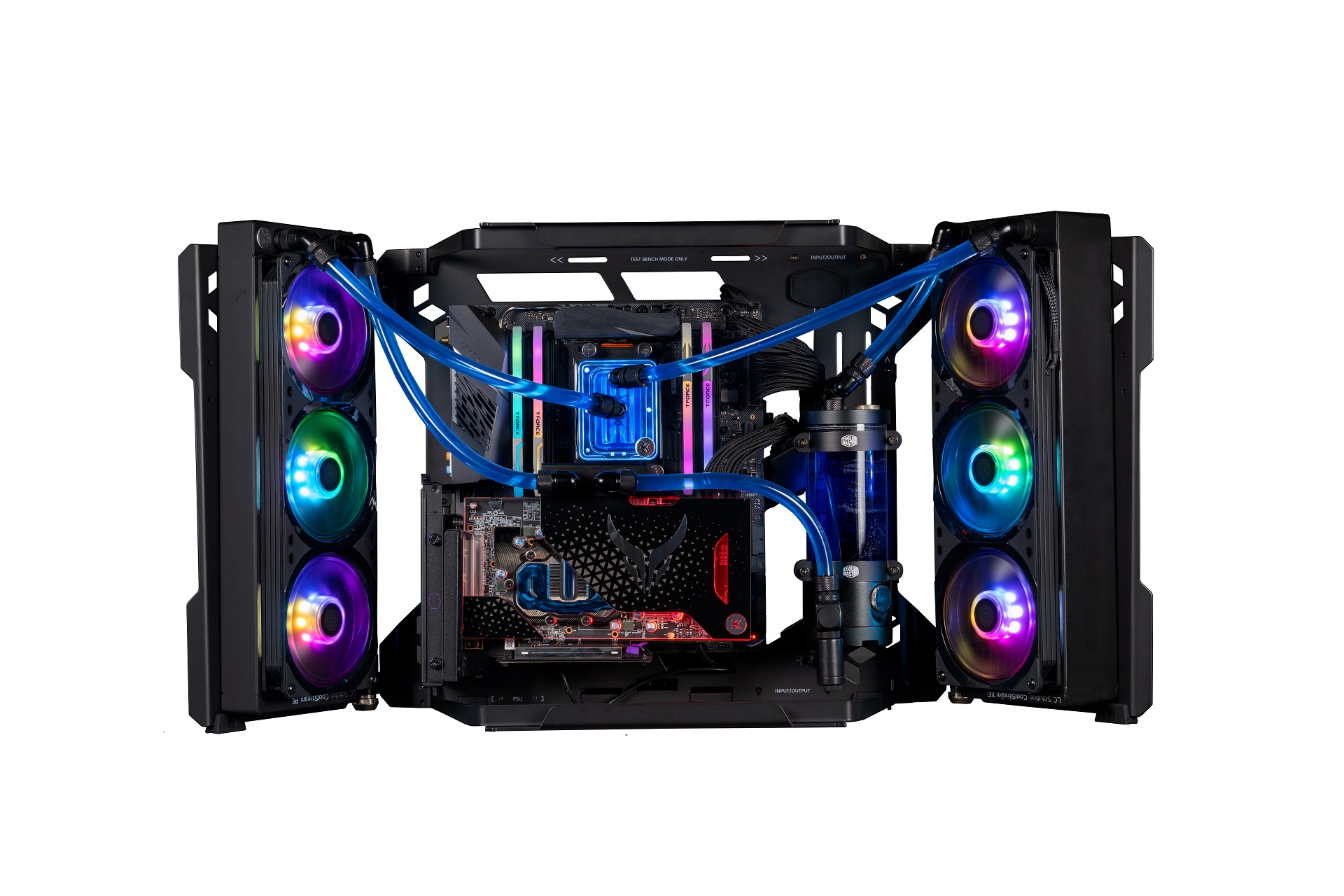 Cooler Master MasterFrame 700 2 ee45c